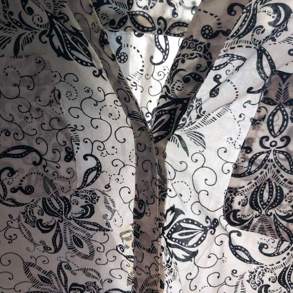 Jones NY blouse - Picture 7 of 7